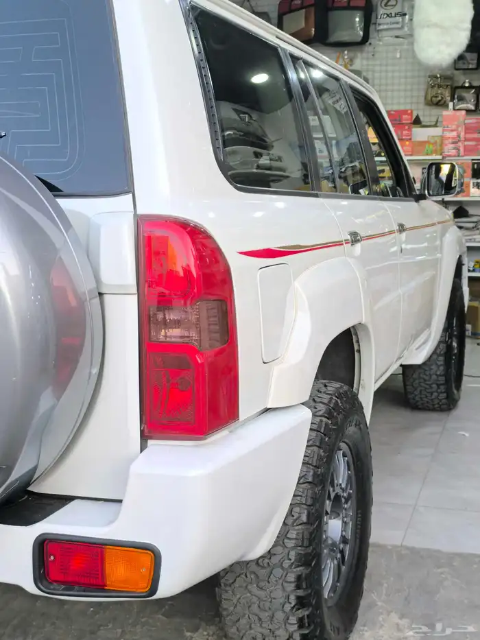 صدامات فتك رفارف باترول اسطبات شمعات كشافات 1