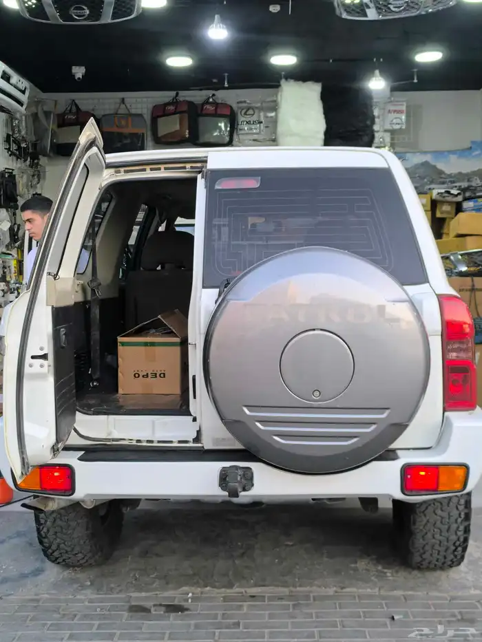 صدامات فتك رفارف باترول اسطبات شمعات كشافات 0