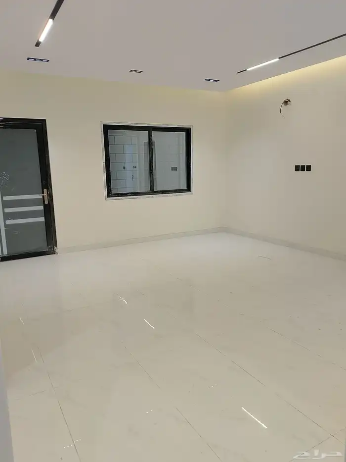 للبيع شقه دوبلكس حي بدر 91 جديده بالدمام بسعر ممتاز 8