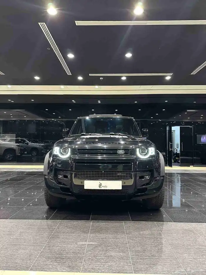 Range Rover Defender Model 2023 1