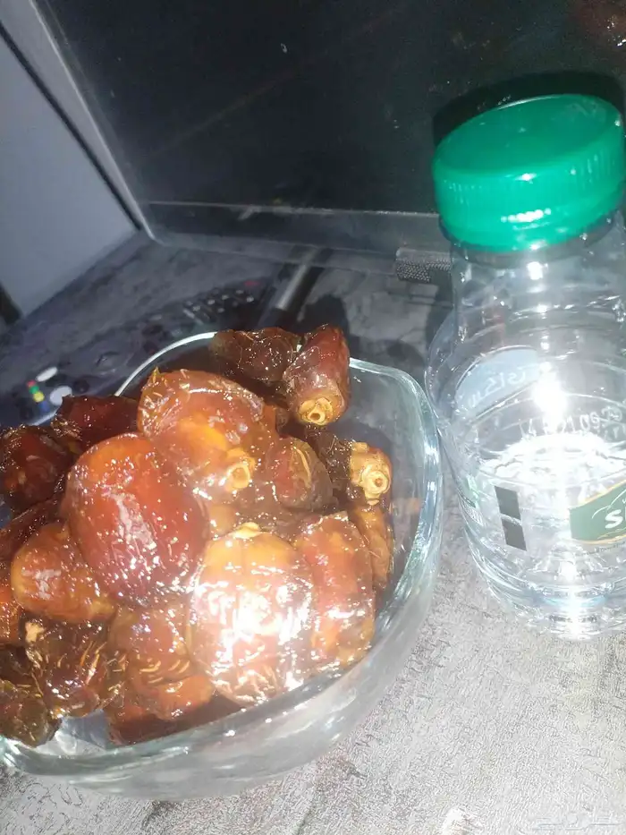 تمر مصنوع جديد بالخرج الوزن 6كيلو 3