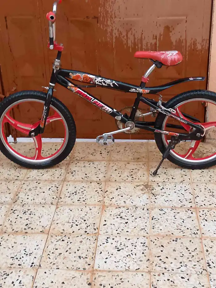 سيكل جنوط نجمه وكاله نادر مخزن هذا مع الغسيل ما اقدر اوصل 8