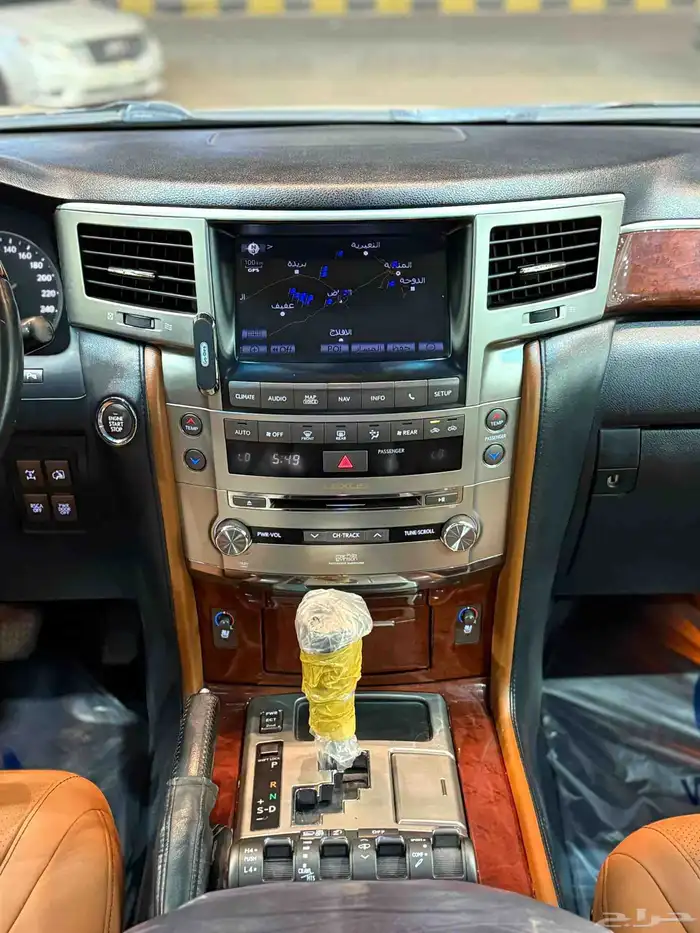 لكزس - 2012 - LX570 - فل كامل 19