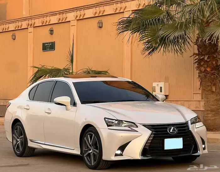 لكزس Gs300 2018 فل سعودي 3