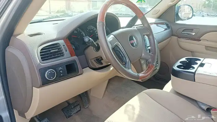 للبيع يوكن 2011 بدون دبل 12