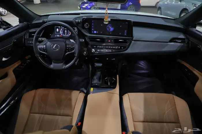 لكزس ES350 DD سته سلندر بنزين فل كامل 2025 شبه الجديد 11