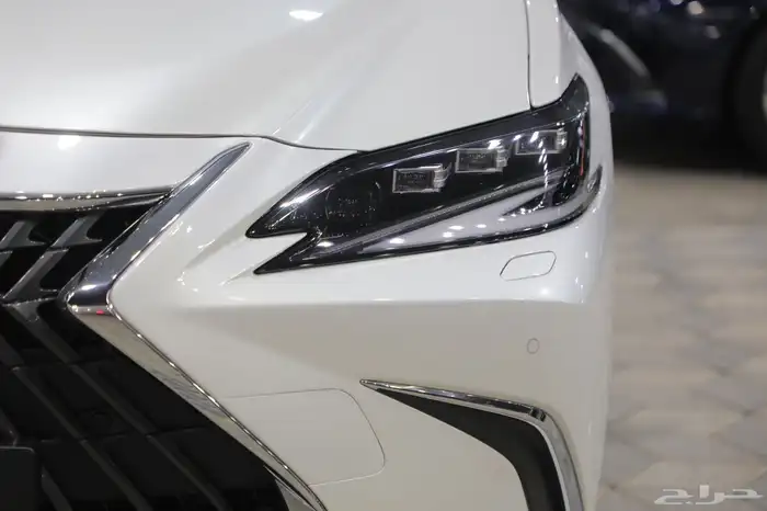 لكزس ES350 DD سته سلندر بنزين فل كامل 2025 شبه الجديد 4