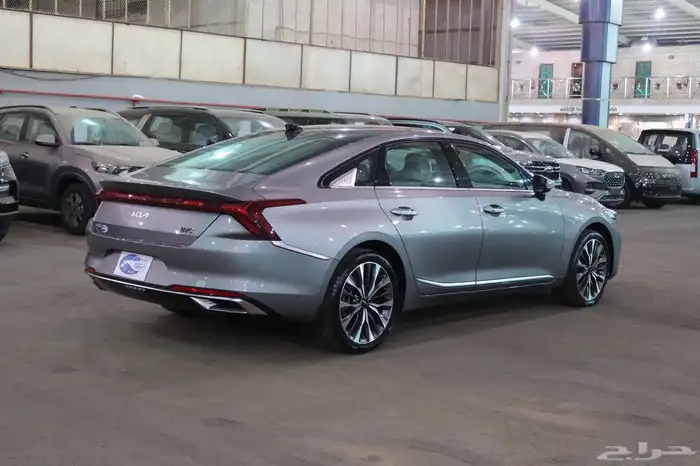 كيا K8 نص فل موديل 2024 مستخدم بسعر 135.000 5