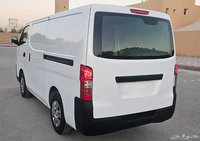 باص فان نيسان اورفان بضاعه 2023 ديزل 3