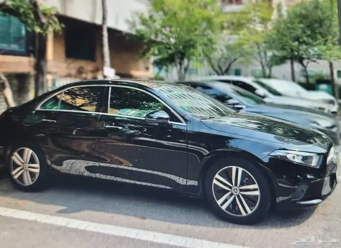 مرسيدس A220 1