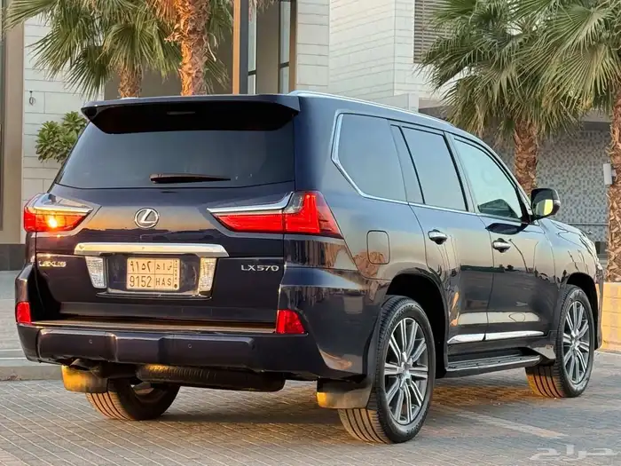 لكزز LX570 2016 فل كامل 9