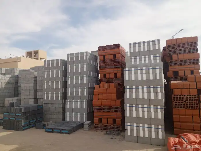 توريد جميع مواد بناء بندوره انترلوك بلاط بلك رمل اسمنت عتب 14