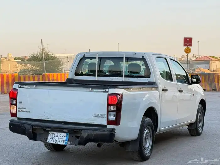 ايسوزو 2021 جير عادي بدون دبل 6