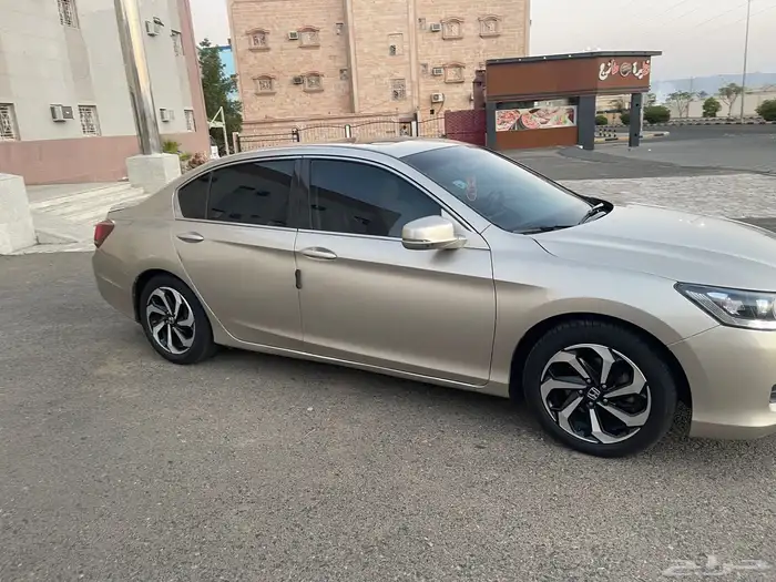 اكورد. موديل 2013 15