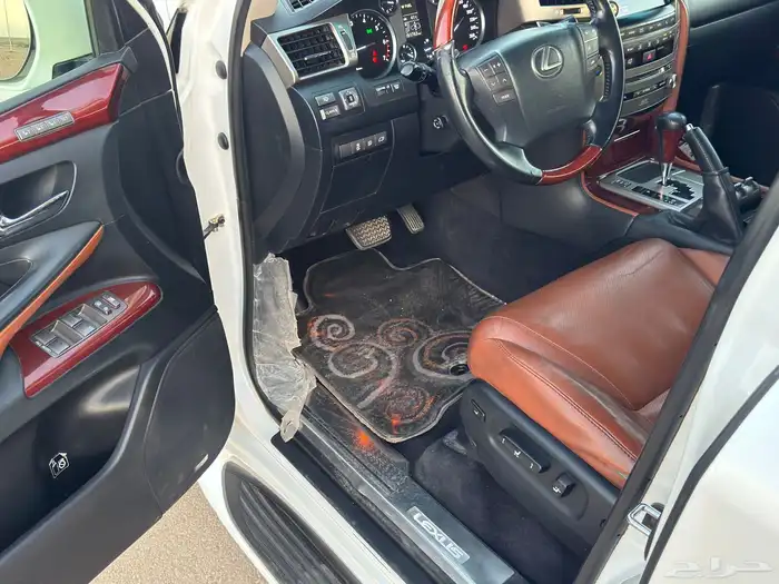 لكزس 2012 بريمي 15