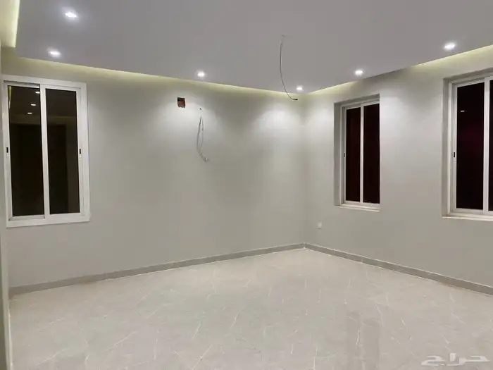 فلا روف بالمصيف للبيع تبوك 5