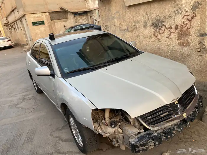 ميتسوبيشي جالنت موديل 2006 للبيع تشليح 4