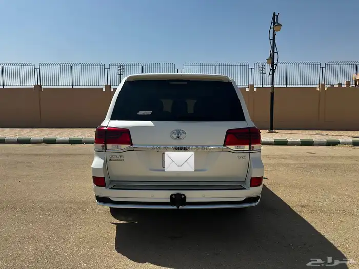 لاندكروزر تورينق 2020 1