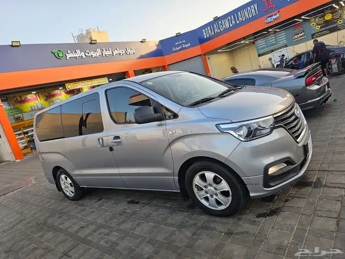 للبيع فان H1 عائلي جديد 23