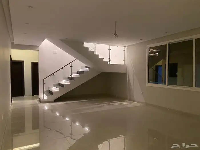 فلا روف بالمصيف للبيع تبوك 0