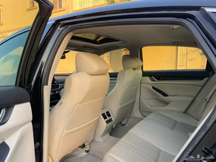 هوندا اكورد سبورت 15