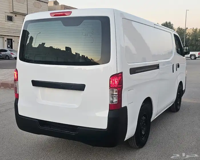باص فان نيسان اورفان بضاعه 2023 ديزل 4