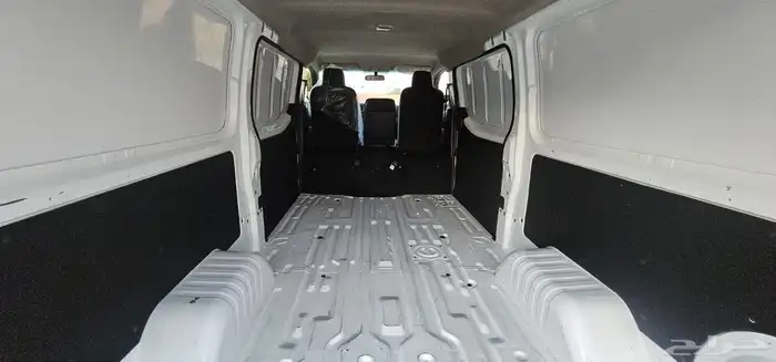 باص فان نيسان اورفان بضاعه 2023 ديزل 8