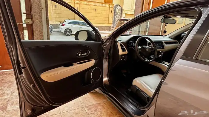 هوندا HR-V موديل 2021 نص فل 3