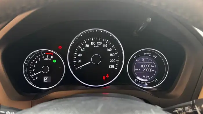 هوندا HR-V موديل 2021 نص فل 17