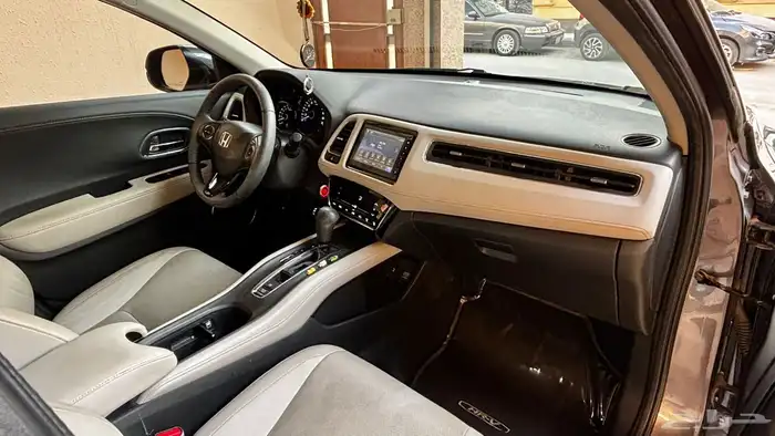 هوندا HR-V موديل 2021 نص فل 10