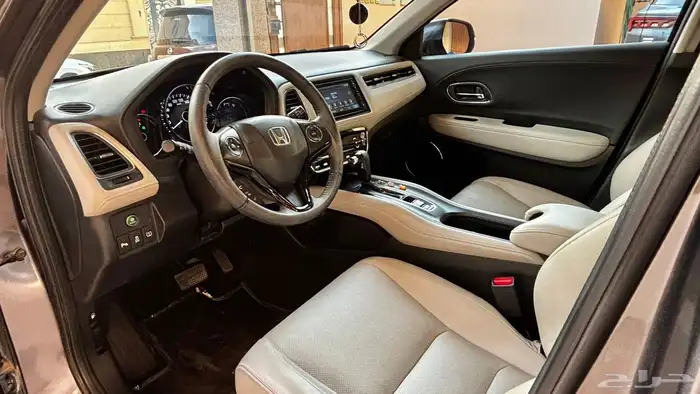 هوندا HR-V موديل 2021 نص فل 15