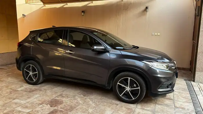 هوندا HR-V موديل 2021 نص فل 2