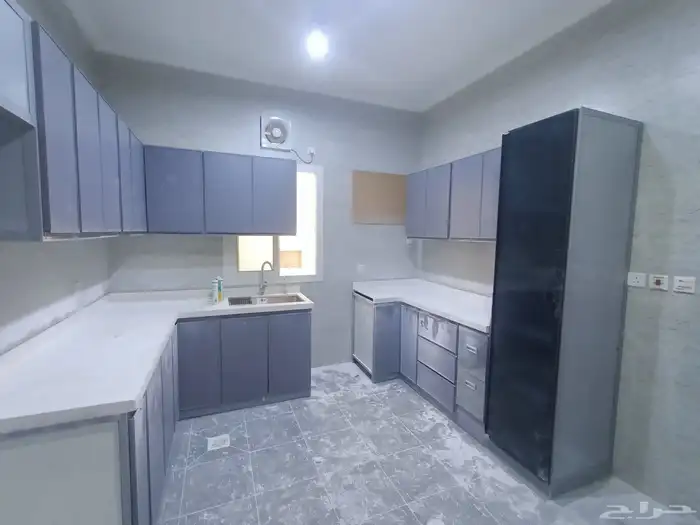 معلم فني فك وتركيب مطابخ وصيانة 2