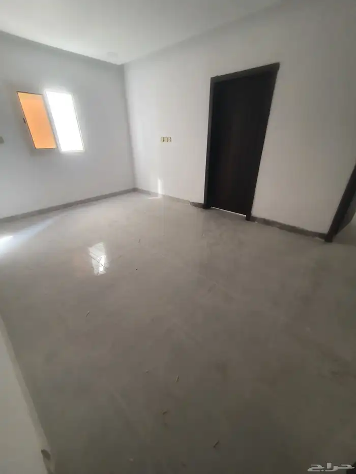 للبيع عماره فى حى الضباب بالدمام جديده 6