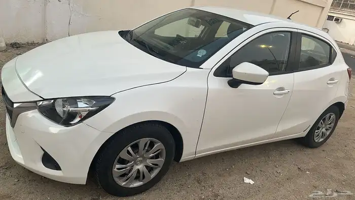 مازدا هاتشباك 1
