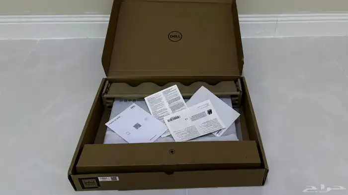 لابتوب ديل جديد مااستخدم بكرتونه وأوراقه كامل 1
