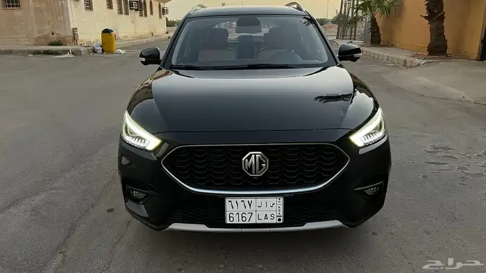 MG ZS 8