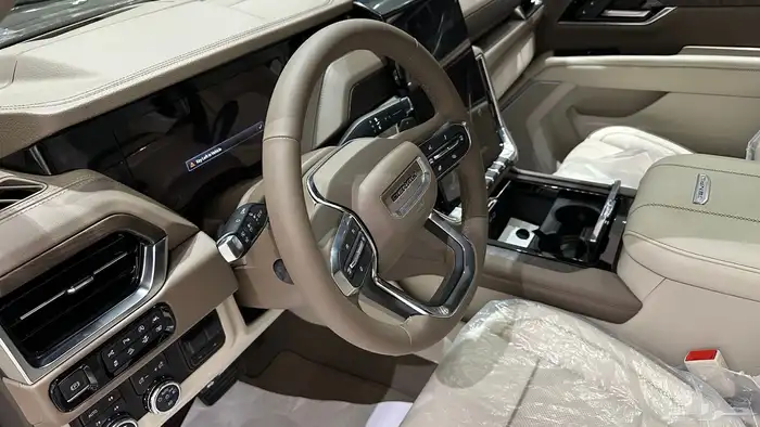 GMC يوكن دينالي XL 2025 8