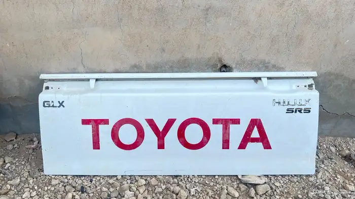 هايلكس باب صندوق 0