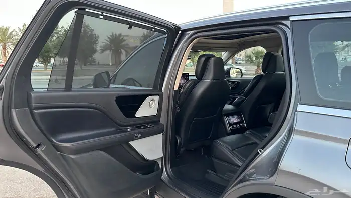 لنكون افياتور 2022 25