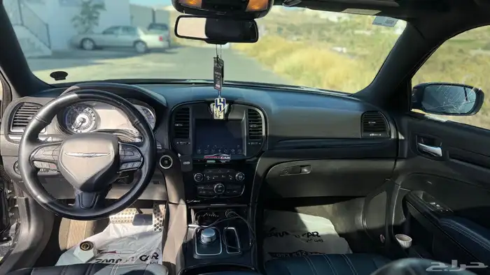 كرايسلر V8 (S) 2015 16