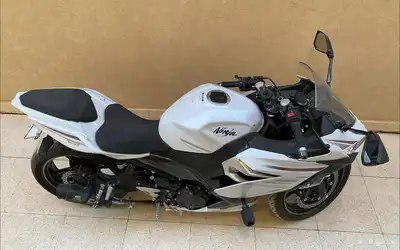 كوزاكي نينجا Kawasaki Ninja 2023 400 index