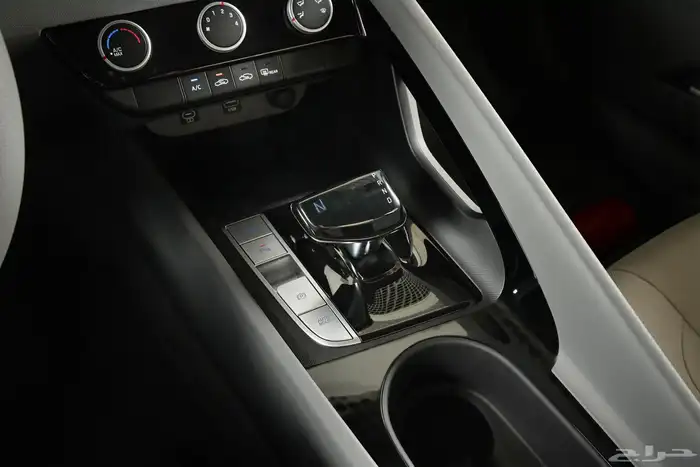 هوينداى الينترا محرك 1500 سي سي _ 4 سلندر _ بنزين 2