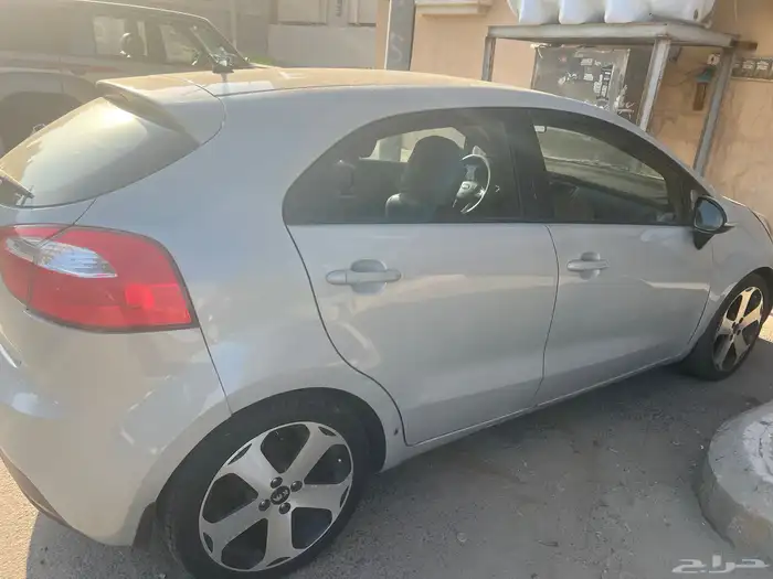 Kia rio hatchback 2013 Full كيا ريو 2013 فل كامل 1