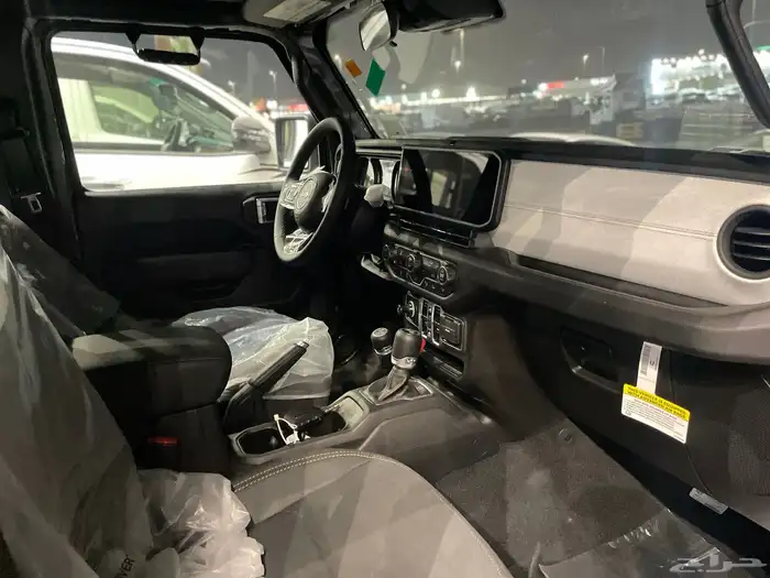 جيب رانجلر سبورت 2024 5