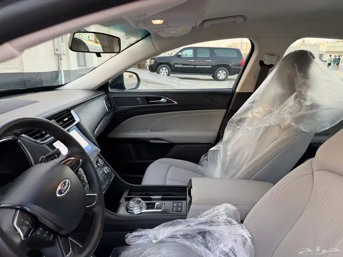 فورد تورس 2022 نظيف .. 15