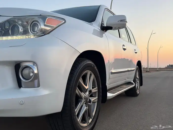 لكزس 2012 بريمي 4