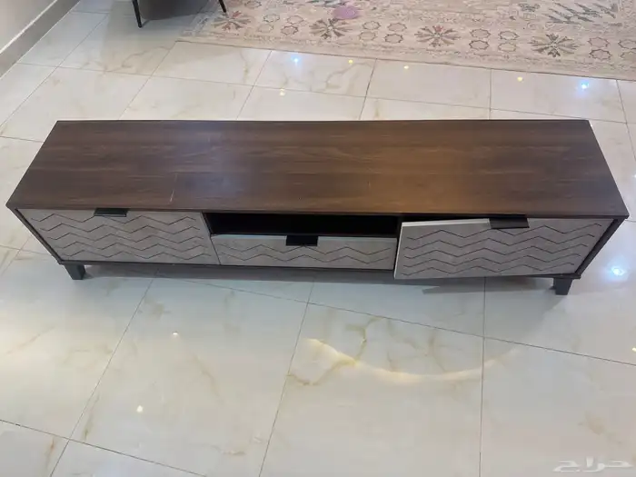 طاولت تلفزيون السعر 200 0
