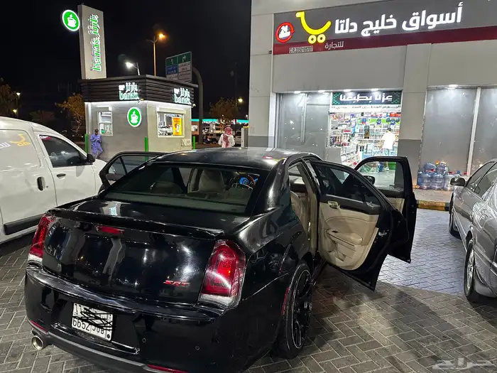 كريزلر 2012 سي 300 هيمي 10