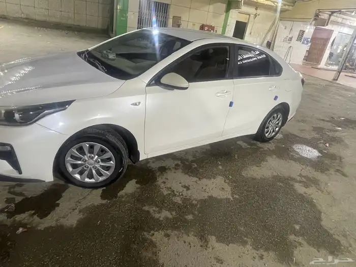 كيا سيراتو عداد 260 وكاله قطعتين رش فقط وجاهز للفحص 0